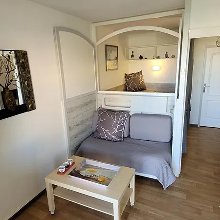 Apartment Studio Port D' Vue Mer Et Sur Les Iles D'or Hyeres